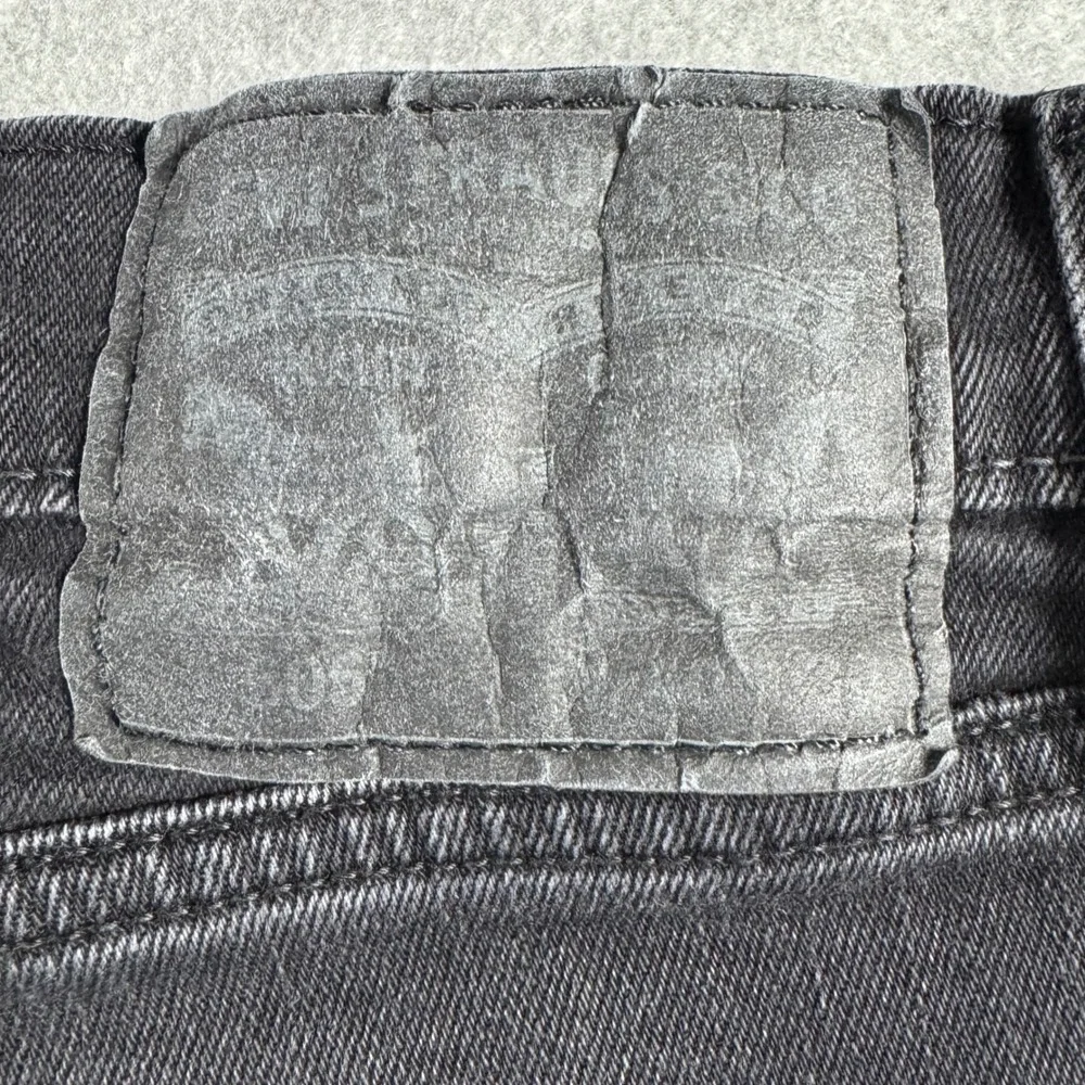 Levis 505 Regular Fit Jeans Mens 38x28 Faded Black Good Straight Leg Denim